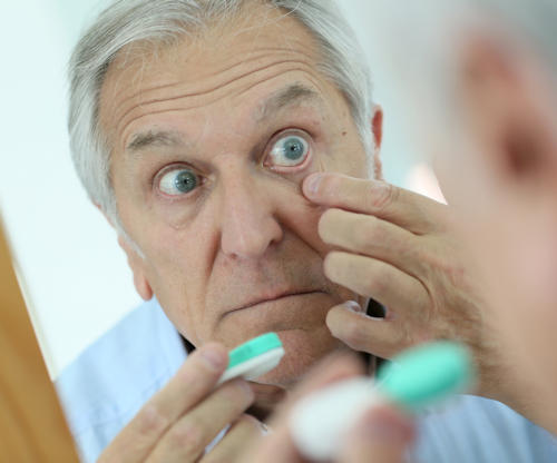 العدسات اللاصقة المتعددة البؤرة